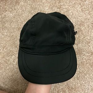 Lululemon black hat